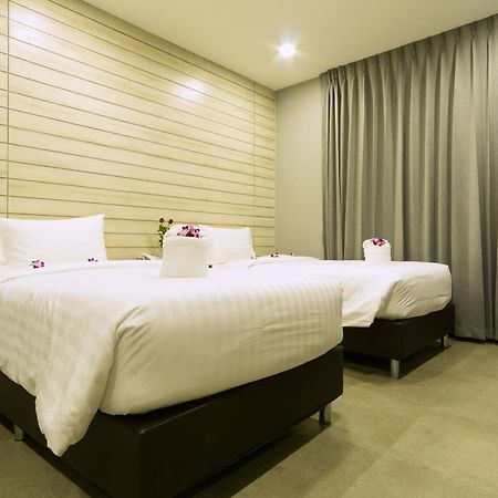 C Cha-Am Hotel Экстерьер фото