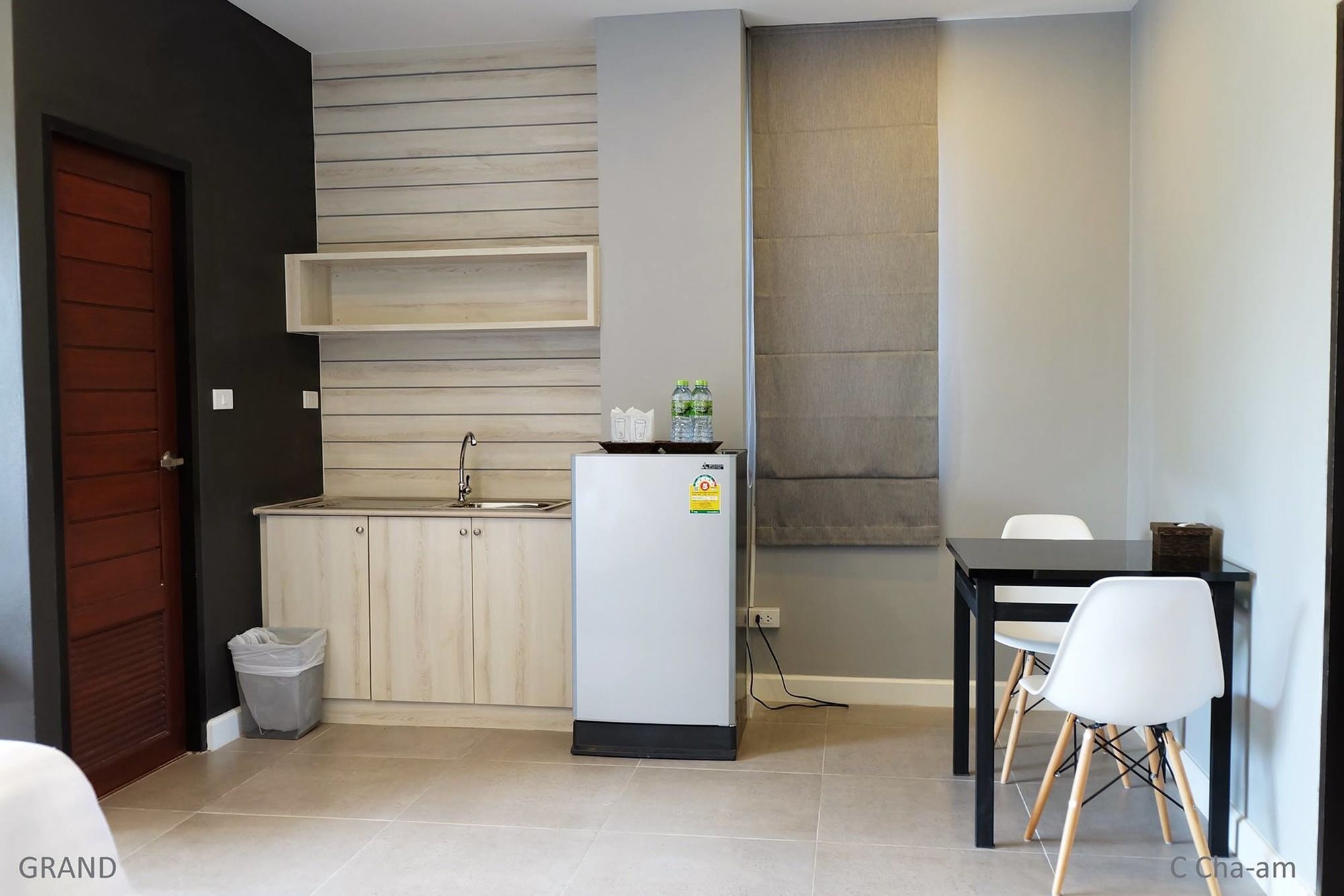 C Cha-Am Hotel Экстерьер фото