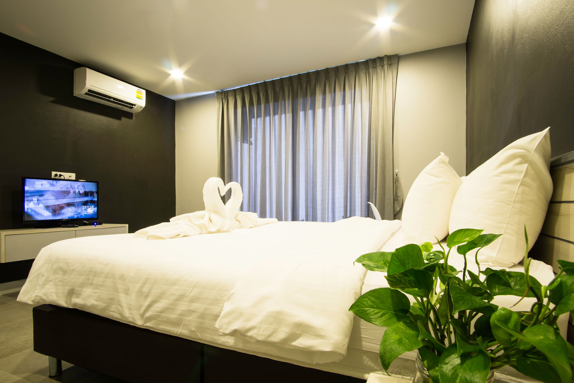 C Cha-Am Hotel Экстерьер фото