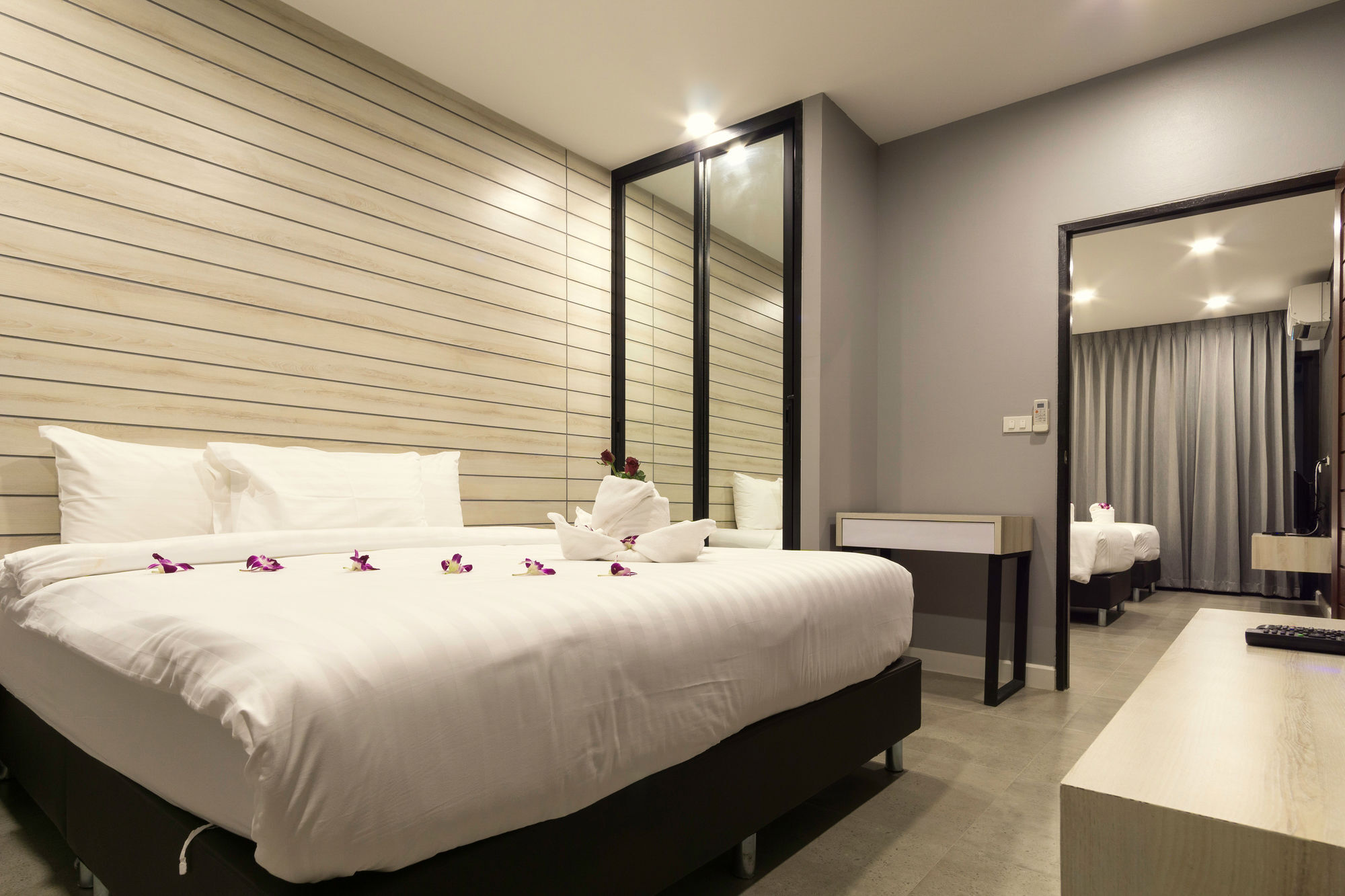 C Cha-Am Hotel Экстерьер фото